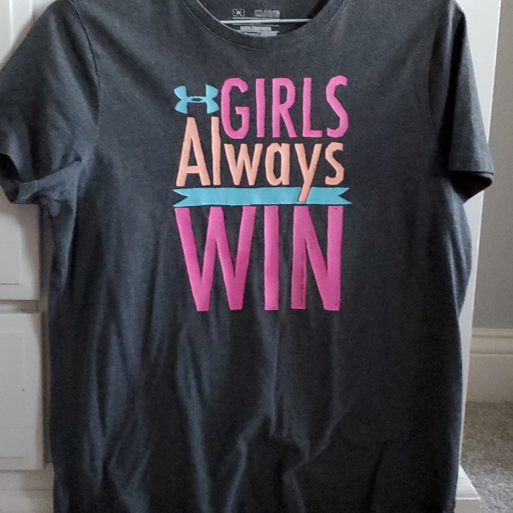 Girl always win Nike top💘